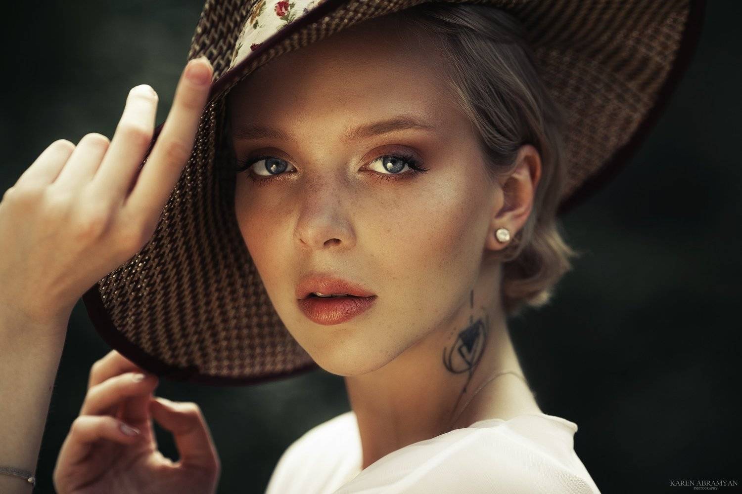 karenabramyan,portrait,art,picture,girl,dress,blackandwhite,dailyart,dailypic,,cute,nice,karenabramyanphotography, Abramyan Karen
