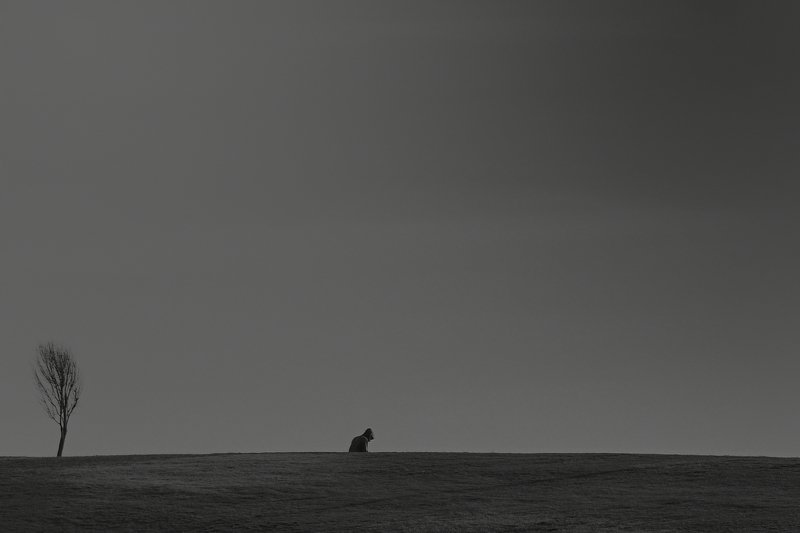 silhouet black and white people alone...#13 фото превью