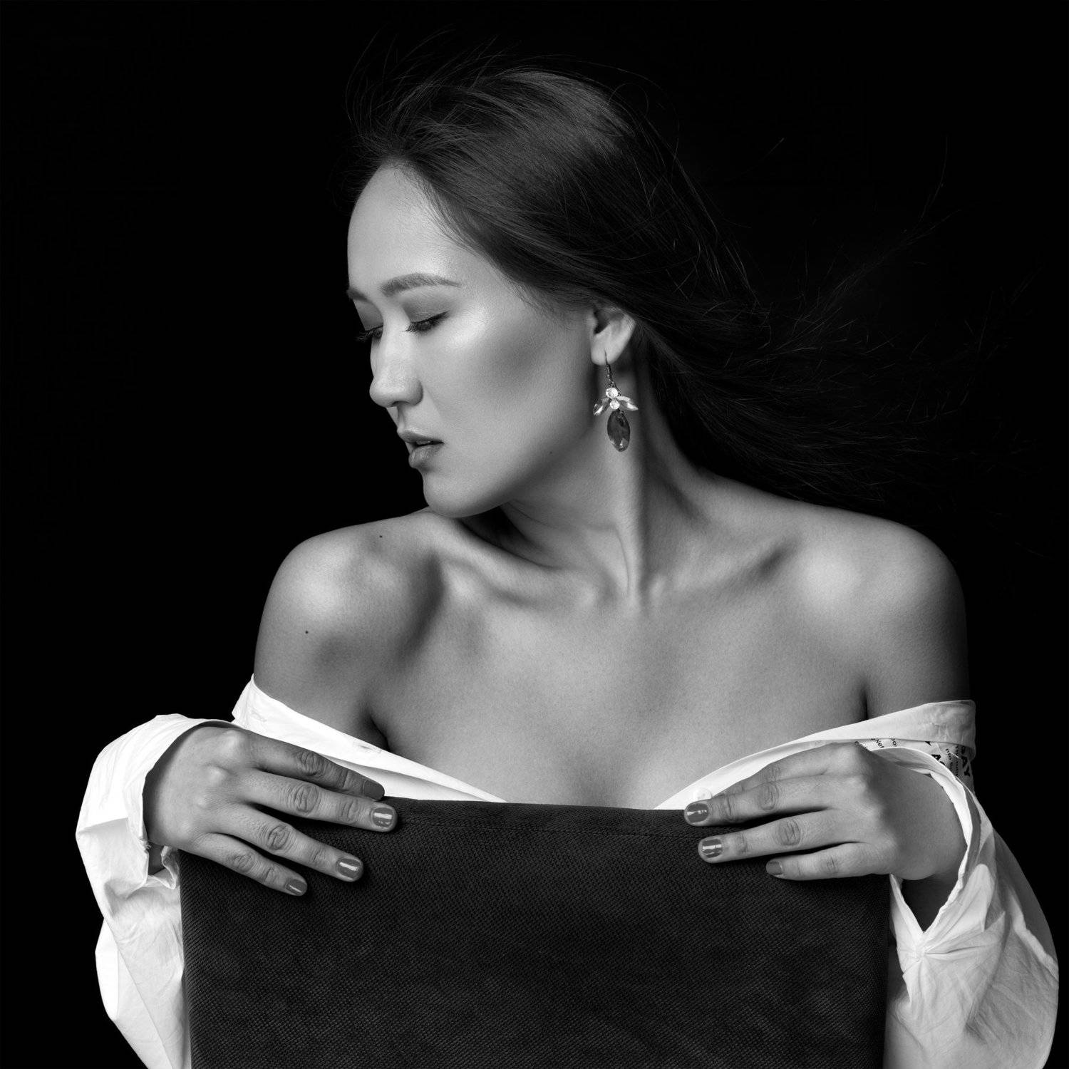 beauty, beauty photographer, model, headshot, closeup, makeup, long hair, eyes, facial, photographer, photography, hasselblad, Gary McGillivray-Birnie