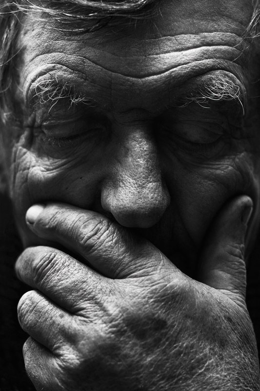 черно_белый_портрет, старик, старость, дед, морщины, грусть, мужчина, old,man, black&white, portrait, art, monochrome, people, old_age, wrinkles, sadness Утрата фото превью