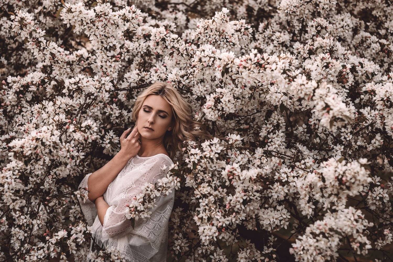 portrait, female, trees, nature, sun, portraiture, blossom, Laura Žygė