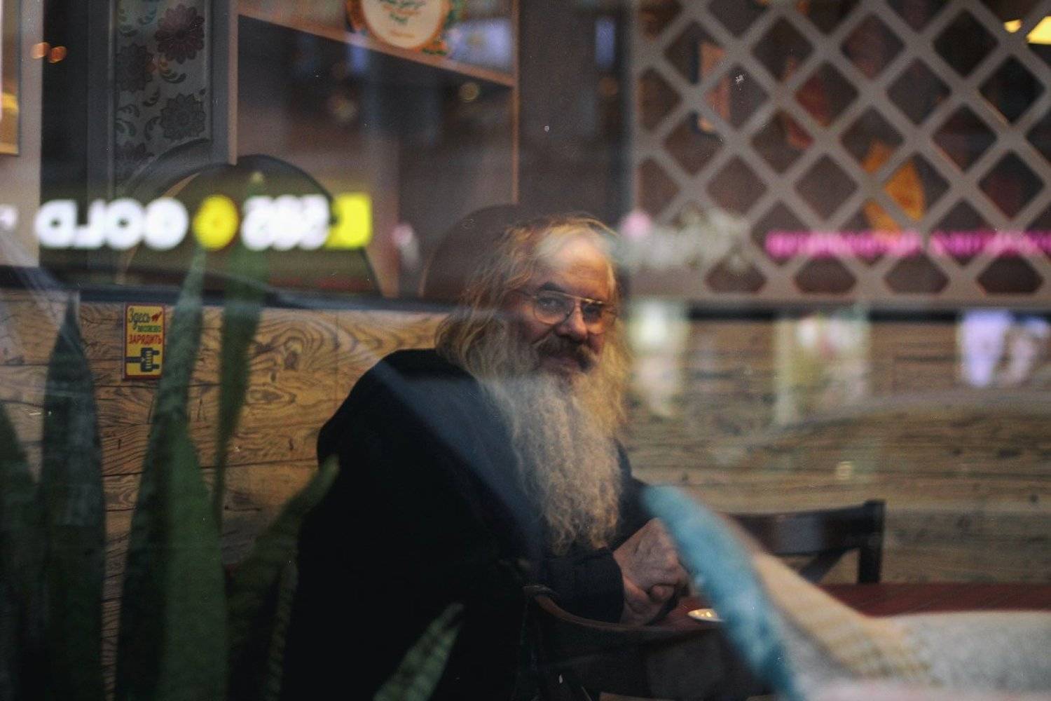 кафе, питер, город, стекло, человек, Ярина Яриловец