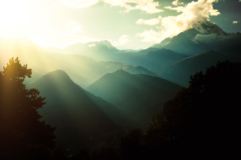 Gergeti Trinity Church фото превью