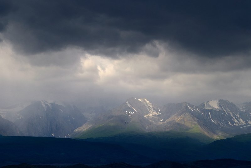 Непогода в горах фото превью