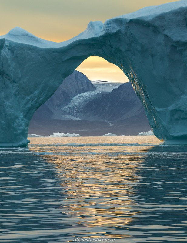 Гренландия, айсберг, ледник, Greenland, iceberg Окно в другое измерение фото превью