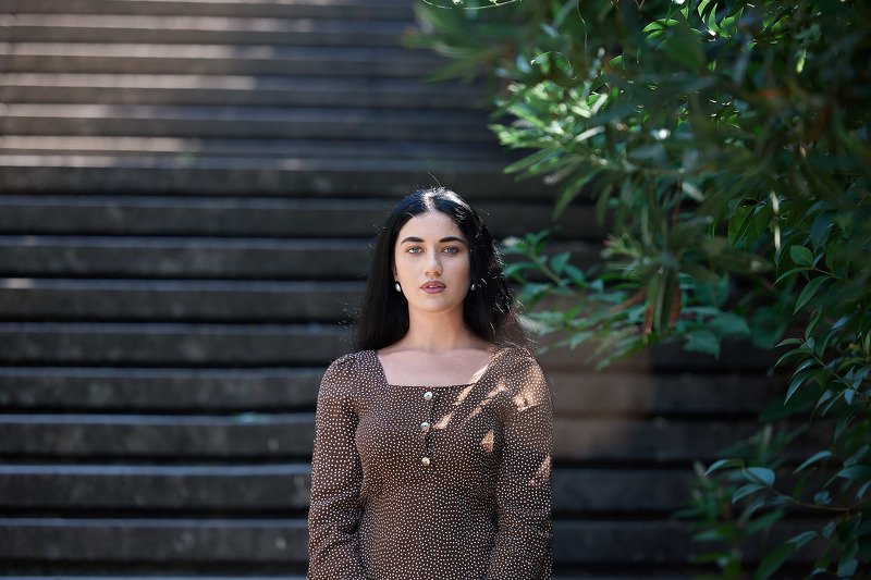 женский портрет  фото превью