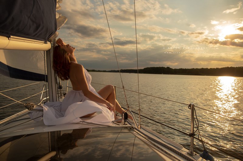 lake water boat gril dress Lake фото превью