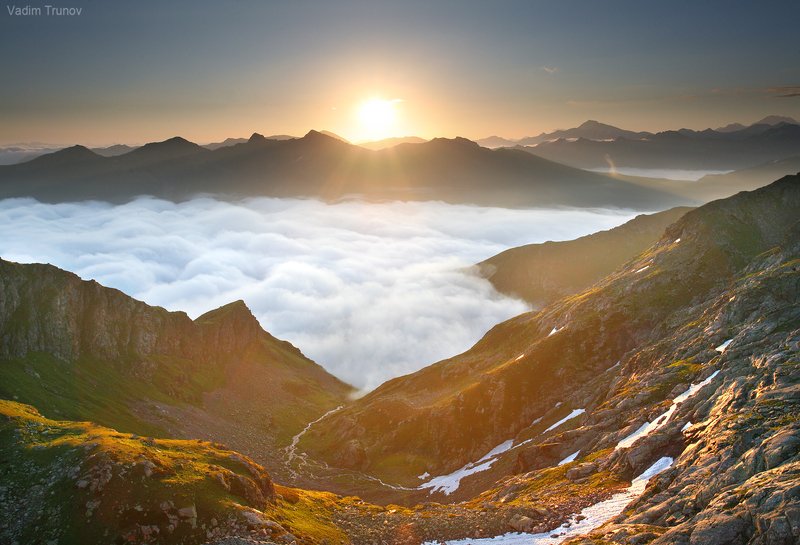 Восход в горах Кавказа фото превью