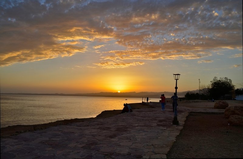 вечер, египет, синайский полуостров Закат на Синайском полуострове фото превью
