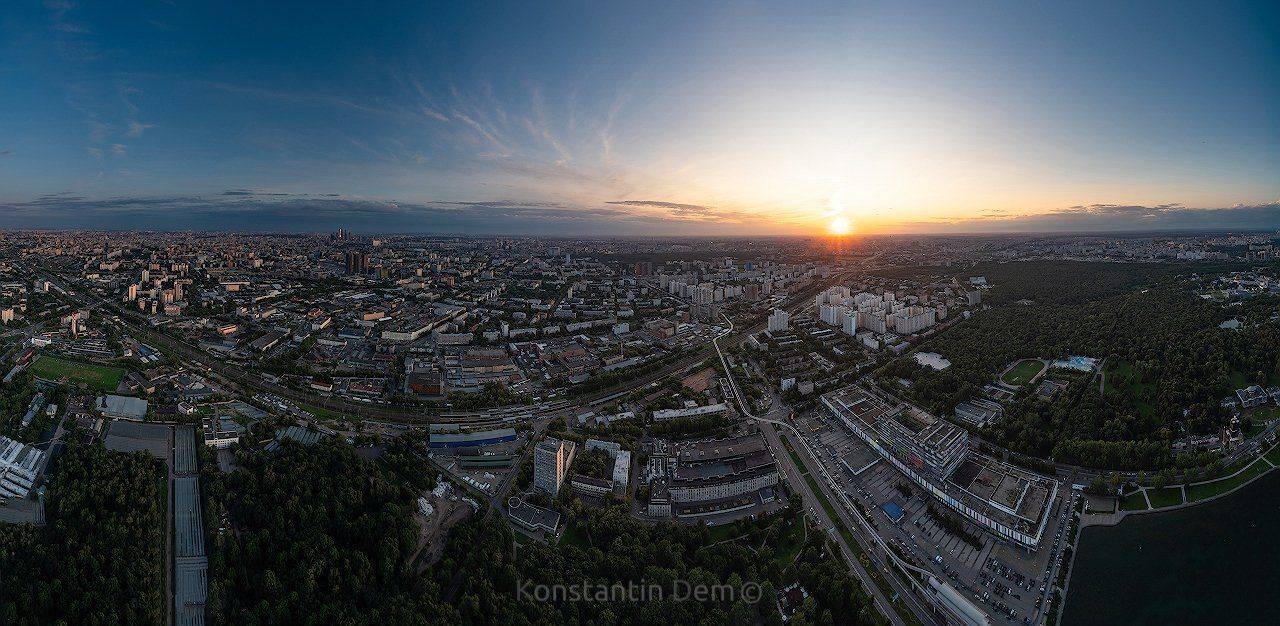 , Константин Дэм