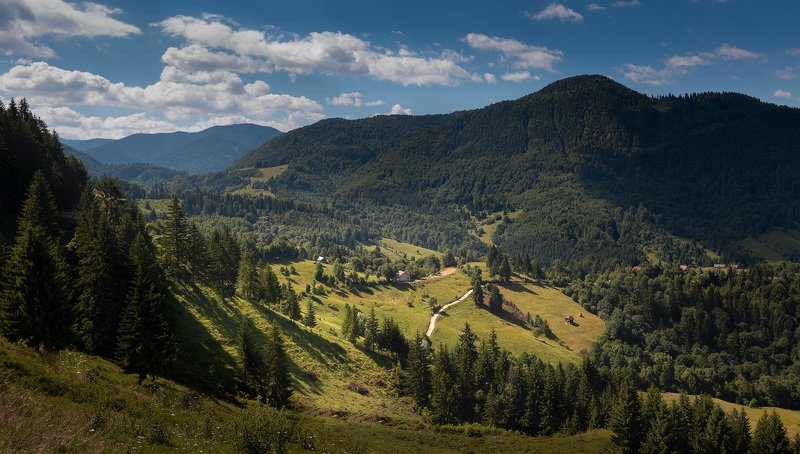 трансильвания, карпаты, румыния Солнечная Трансильвания. Фундата фото превью