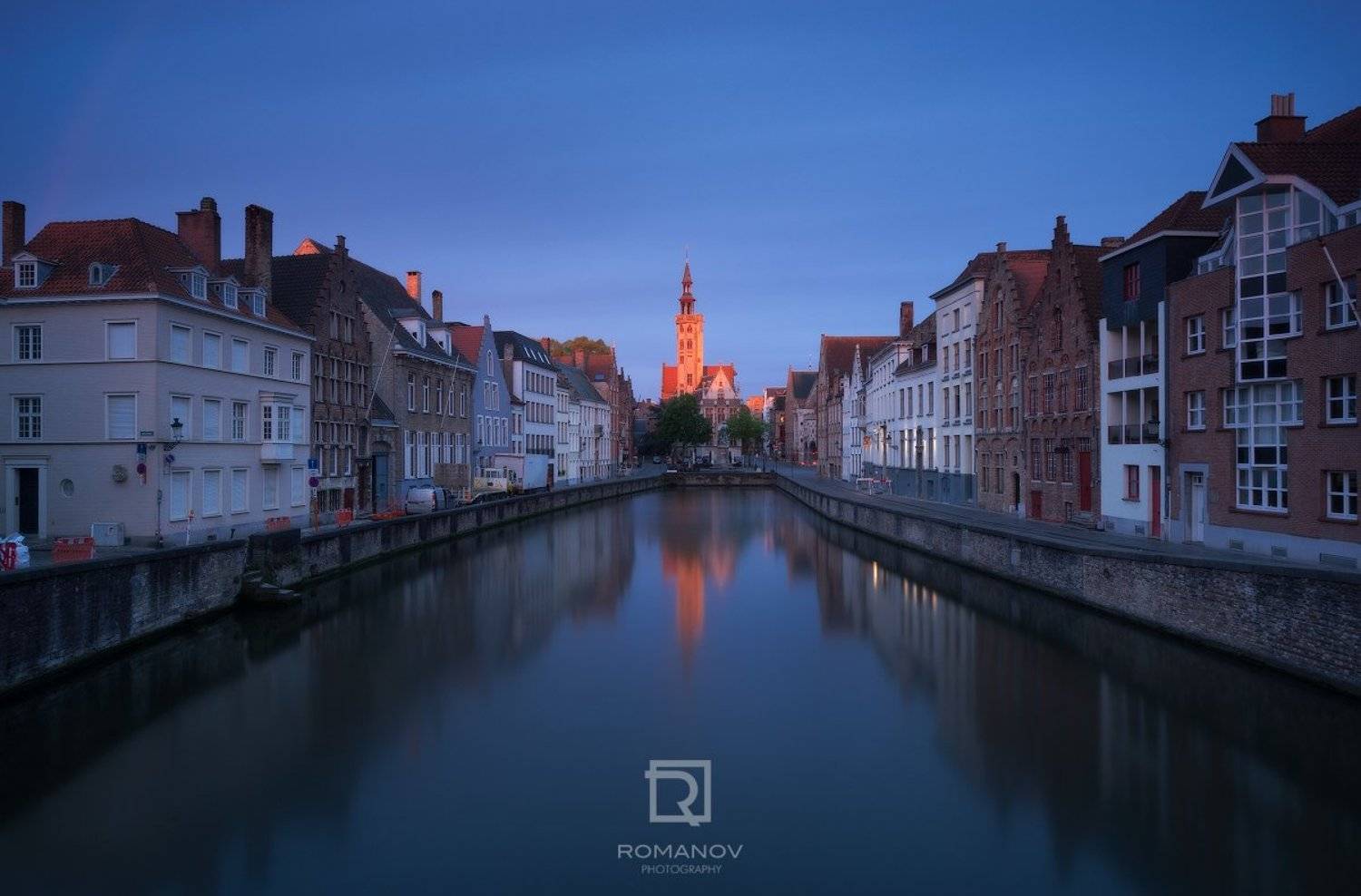 канал, арочный мост, мост, город, Амстердам, Нидерланды, Ночь, Улица, урбанистика, Архитектура, Город, Море, Судно, Голландская культура, Голландия, Европа, Освещение, здание, дом,  История, Вода, Путешествия, Городской пейзаж, ситискейп, отражение, брюгг, Валерий Романов