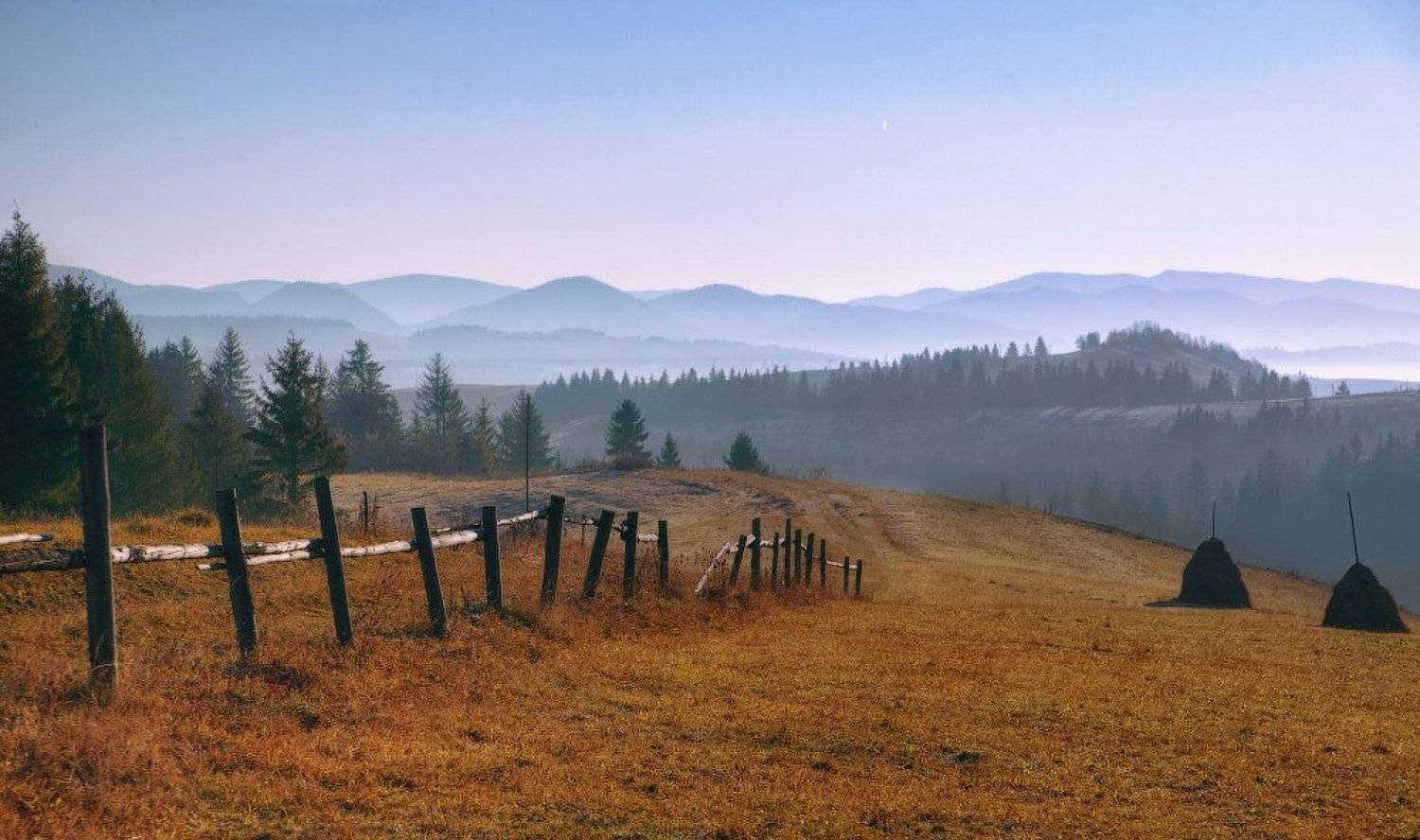 карпаты, осень, утро, забор, нло, Андрей Радюк