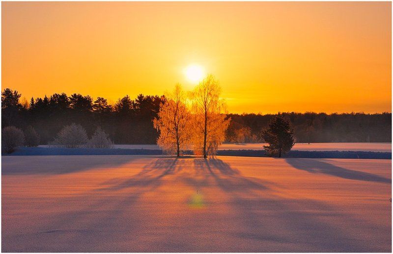 утро,иней,пейзаж,солнце,рассвет,двое,зима,золотой рассвет Двое.Встречая рассвет.... фото превью