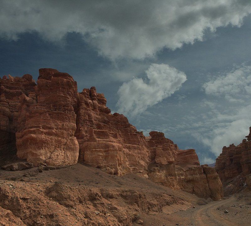 каньон, облака, весна, дорога, пейзаж На дне Каньона. фото превью