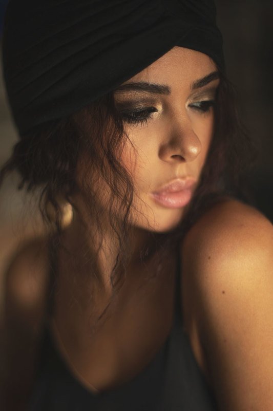 Black фото превью