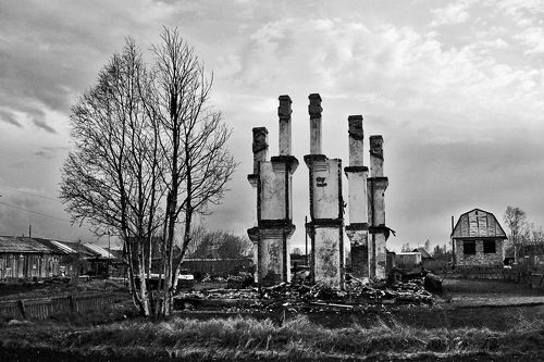 Пожарище. 2004