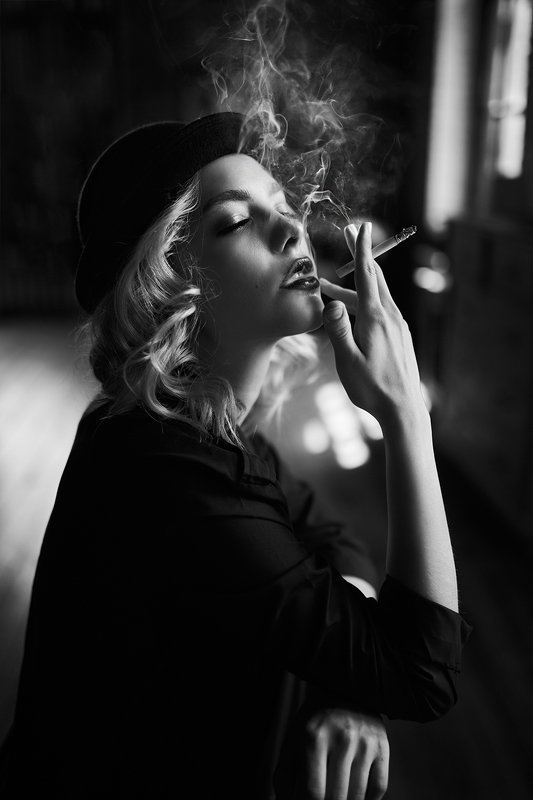 девушка, цветок, юность, тело, красота, загар Лиза фото превью