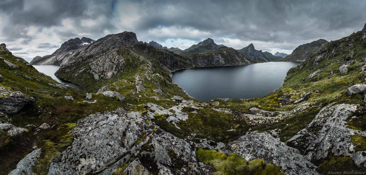 lofoten, summer, norway, cold, fjord, dark, rocks, mountains, lake, green, норвегия, север, фьорды, горы, north, лофотены, monkebu, moskenes, moskenes&oslash;ya, Алексей Медведев