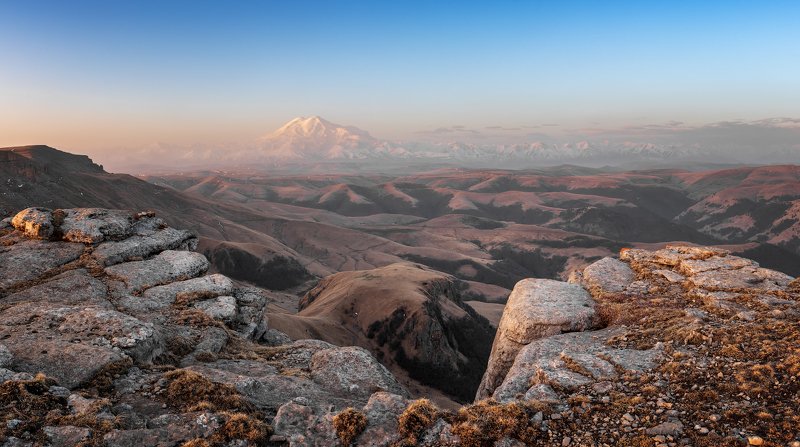 эльбрус, пейзаж, горы, небо, облака, холмы, трава, шаджатмаз, бермамыт, Эльбрус фото превью