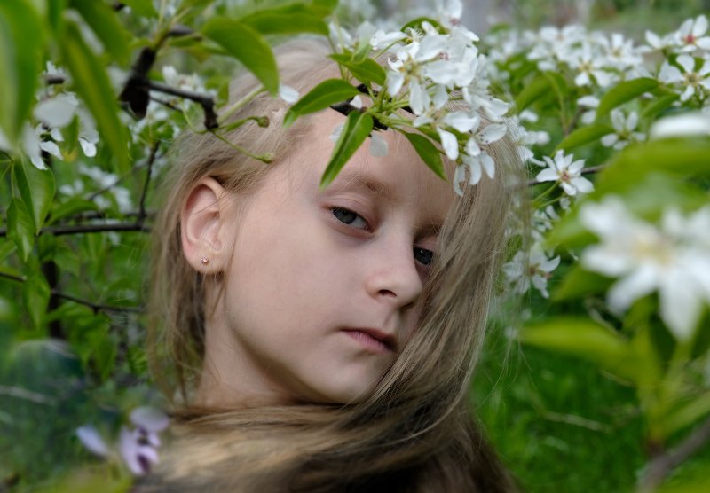 Девочка-весна фото превью