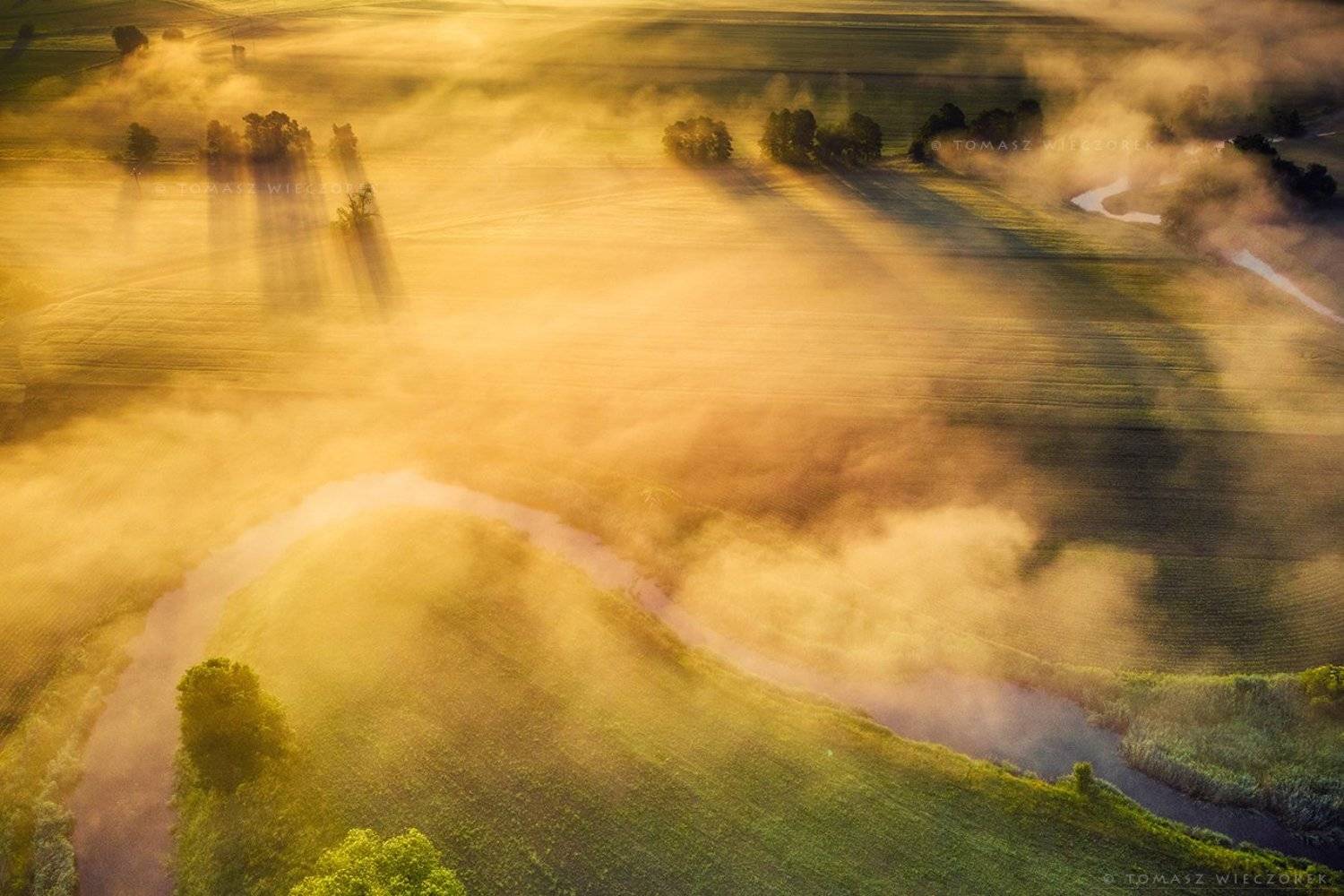 fields, drone, dji, air, poland, polish, landscape, sunrise, sunset, colours, spring, awesome, amazing, adventure, travel, beautiful, morning, Tomasz Wieczorek