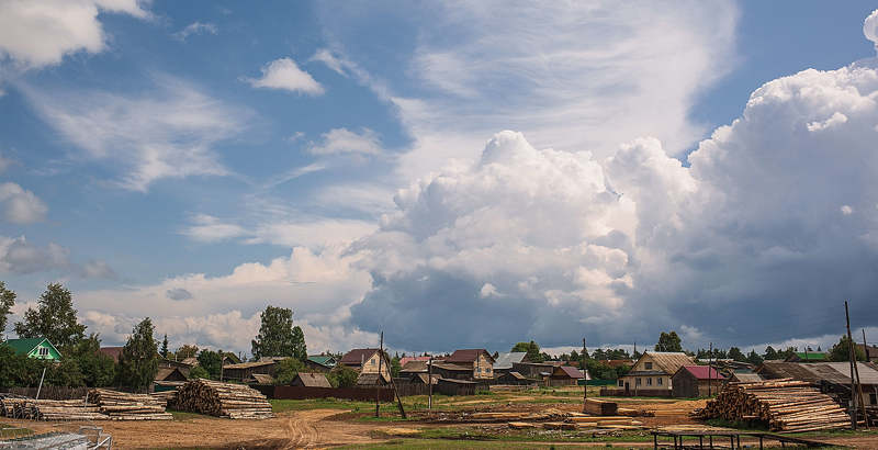 Обычная деревня..., но какое красивое небо...))) фото превью