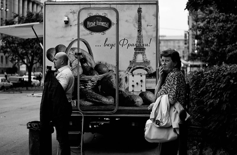 город, питер, чб, жанр, люди как в Париже фото превью