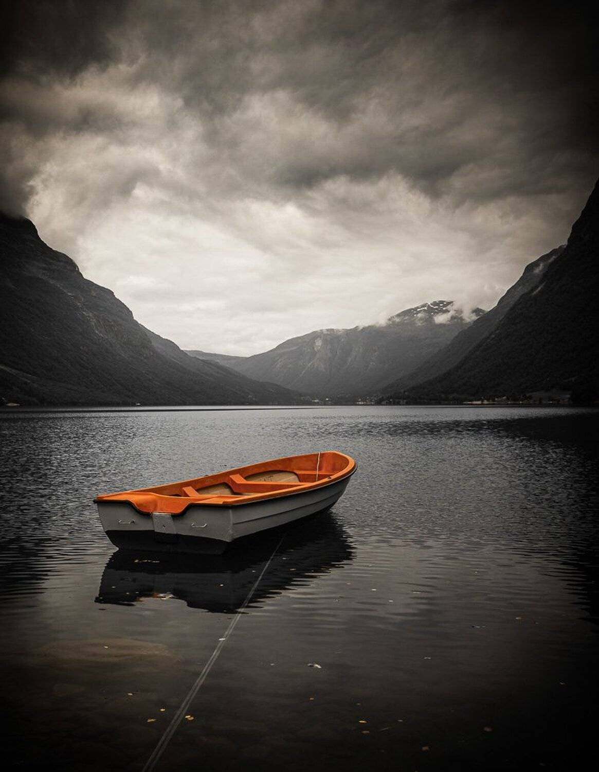 norway,norwegian,scandinavia,lake,water,lakeside,lakeshore,boat,paddle boat,lovatnet,summer,cloudy,moody,, Adrian Szatewicz