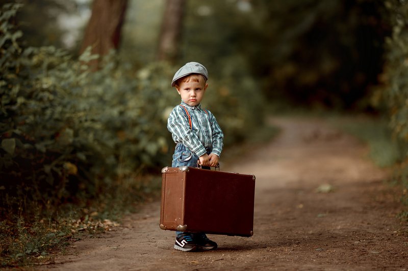 Присядем на дорожку. фото превью