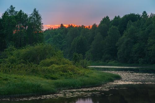 Вечерело на Кеме.