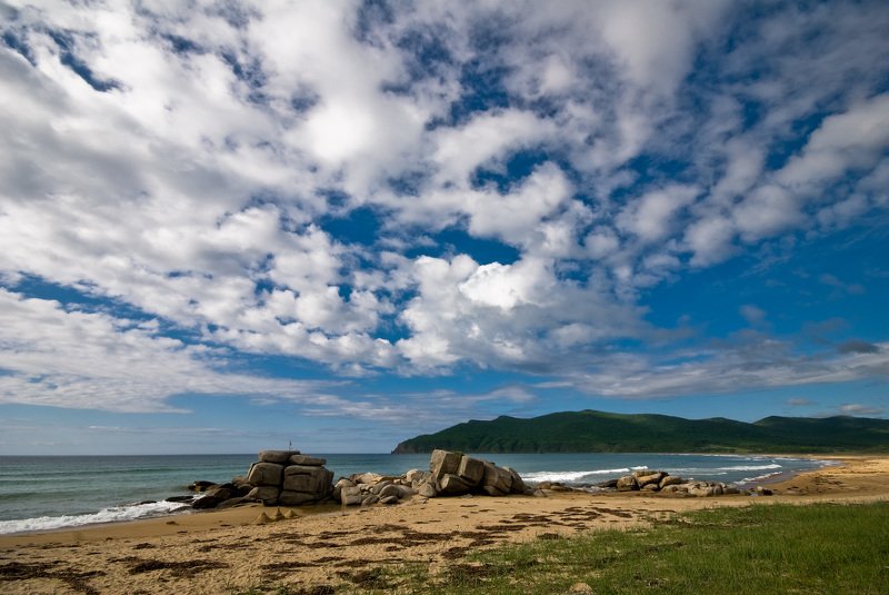 Sea, Nature, Beach, Coastline, Cloud - Sky, Rock - Object, Sky, Landscape, Scenics, Outdoors, Sand, Summer, Blue, Cloudscape, No People, Cliff, Pacific Ocean, Water Бухта Евстфия фото превью