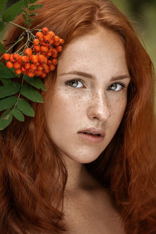 портрет Полина фото превью