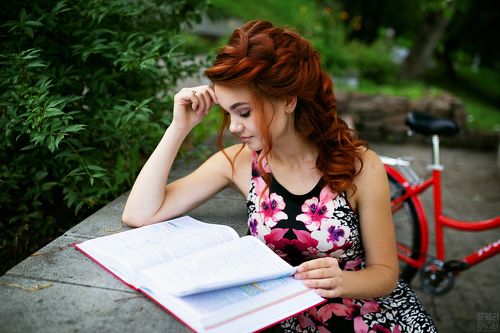 Настя и велик