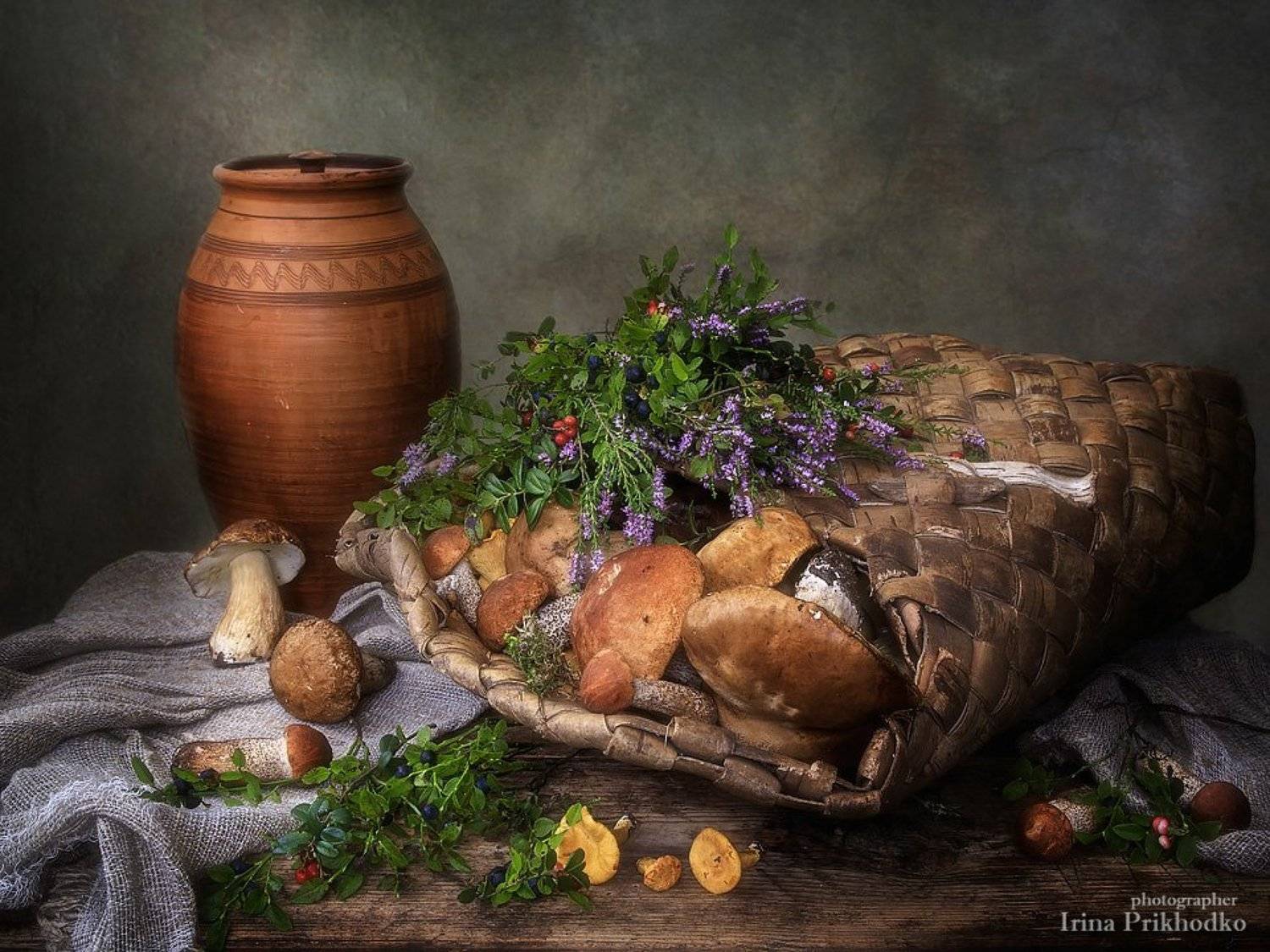 натюрморт, винтажный, деревенский, грибы, лесные ягоды, ретро, Ирина Приходько