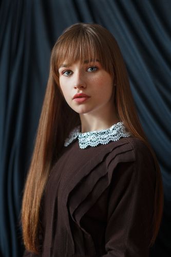 Школьница