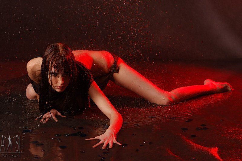 девушка красивая  фотограф роман большаков advokatstudio Bloodrain фото превью