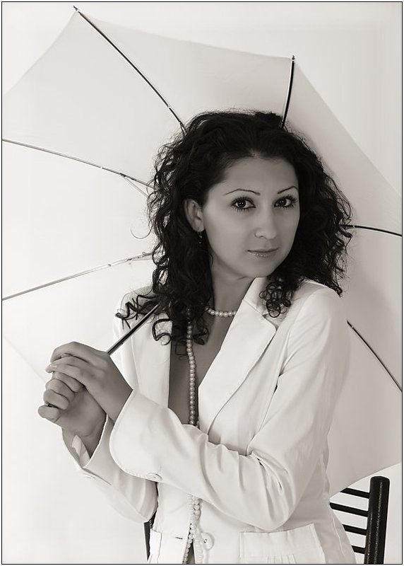 Неблондинка фото превью