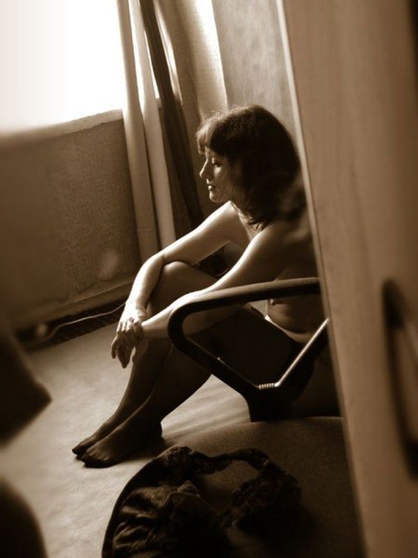 Задумчивая фото превью