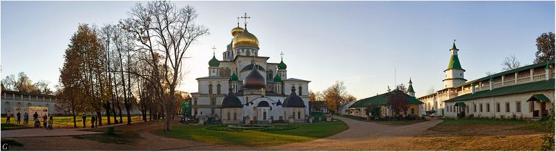 новый, иерусалим, осень, золотая, закат, панорама Новоиерусалимский монастырь в закатном солнце фото превью