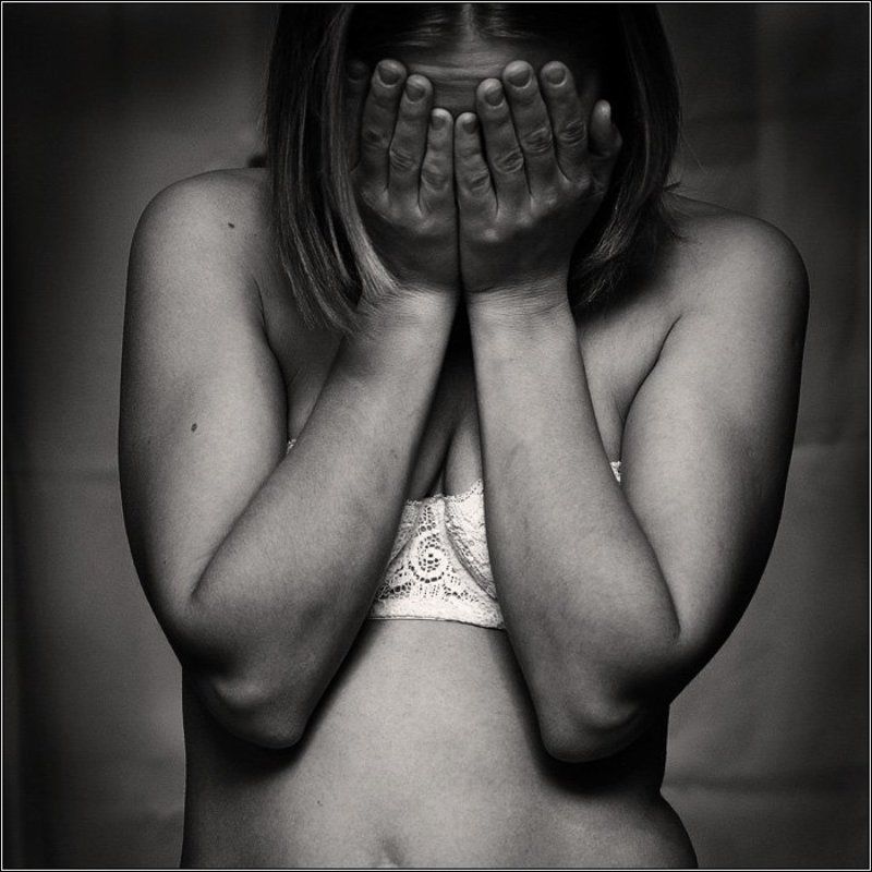 девушка, женщина, поза, руки, стыд, первы, раз, dyadyavasya Первый раз фото превью