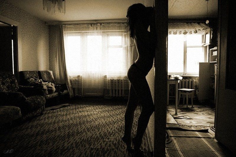 девушка потапов день сантехника Будний день сантехника Потапова фото превью