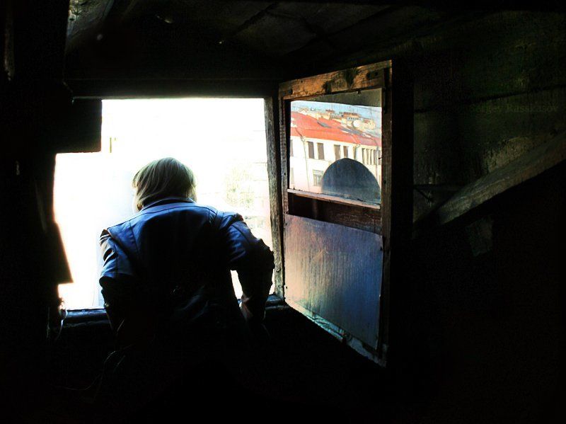 окно, чердак, крыши, силуэт, свет, отражение, петербург Взгляд.. фото превью