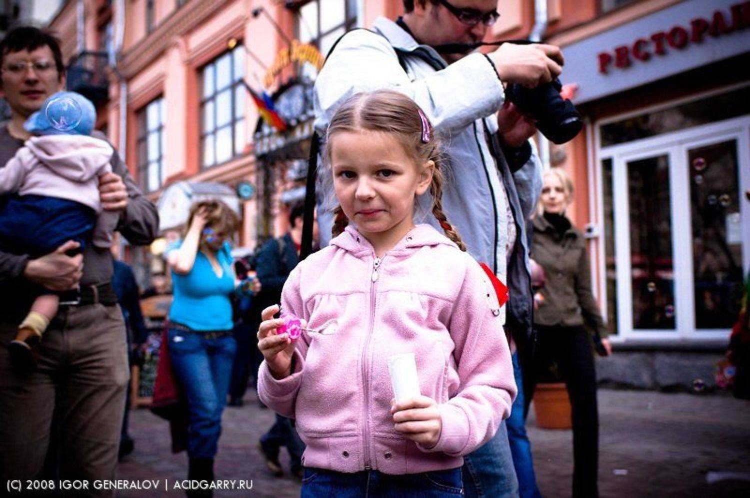 девочка дети мыльные пузыри дримфлэш арбат город, Igor Generalov