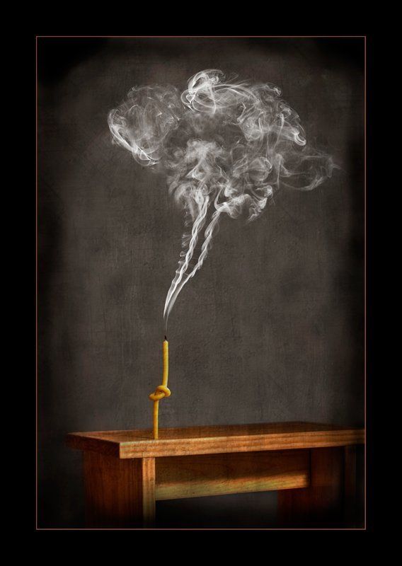 свеча, мысли, сьемка дыма Запутанные мысли фото превью