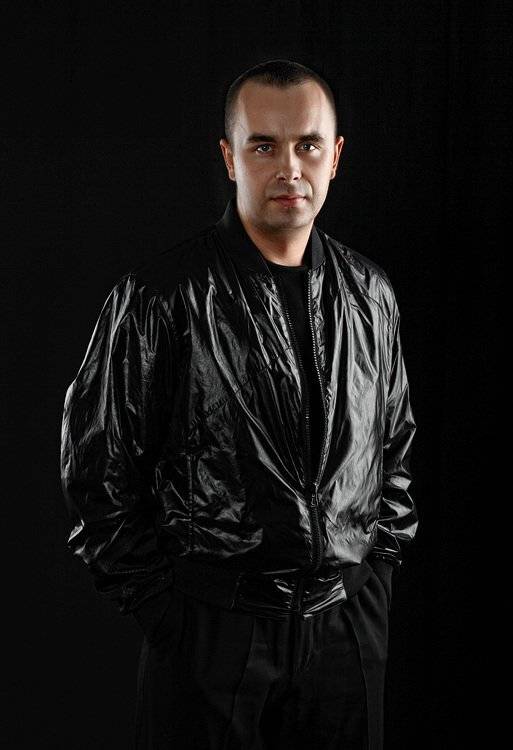 * * *, Роман Быков