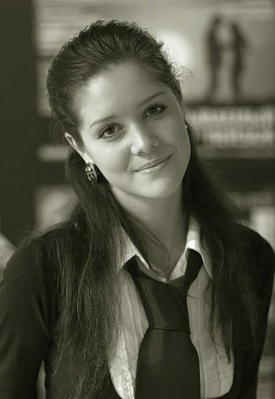 девушка портрет Незнакомка фото превью