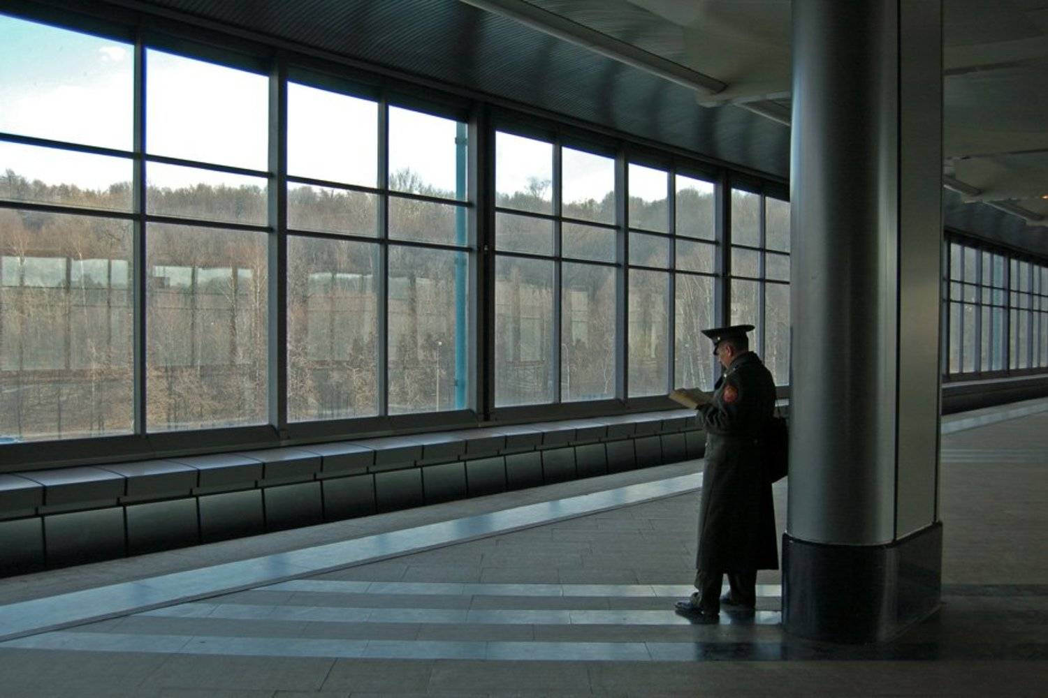 воробьевы горы, военный, солдат, читает, sevat