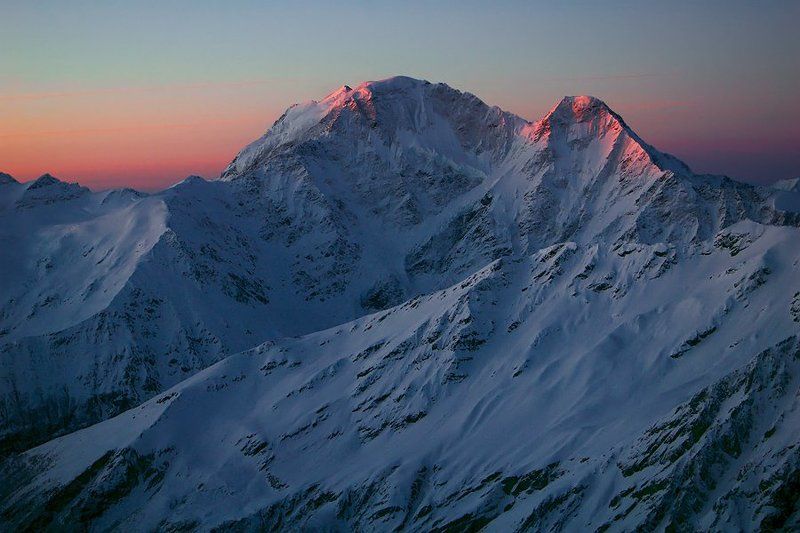 горы, рассвет, утро, приэльбрусье, чегет, догузорун, накра Три мгновения одного рассвета фото превью
