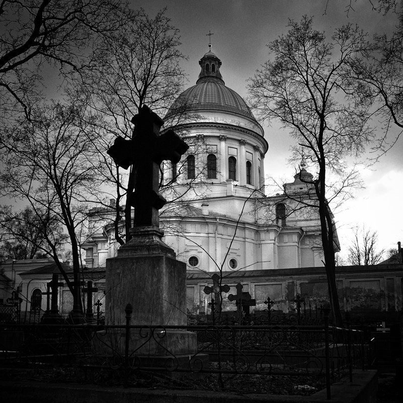 Старое кладбище фото превью